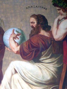 Socrate est un philosophe grec et un des créateurs de la philosophie morale. Un procès pour impiété lui fut intenté, les chefs d'accusation étant de : « ne pas reconnaître les mêmes dieux que l’État, […] introduire des divinités nouvelles et […] corrompre la jeunesse ». La question s'est posée de savoir ce qu'on reprochait exactement à Socrate : être athée, donc de ne pas croire tout court aux dieux, ou être impie, c'est-à-dire de ne pas honorer les dieux d'Athènes. Il fut condamné à la peine de mort.